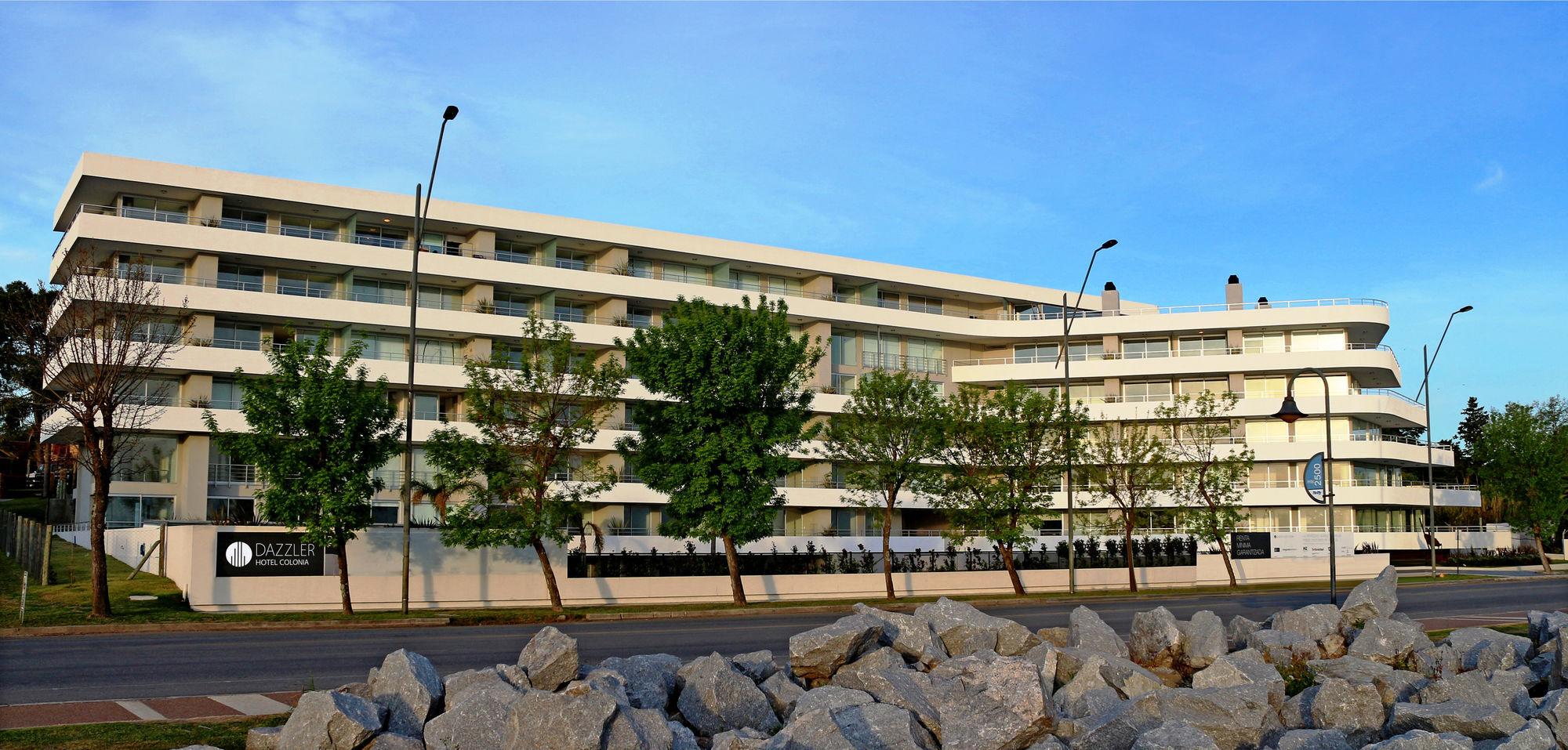 Dazzler By Wyndham Colonia Hotel Colonia del Sacramento Bagian luar foto