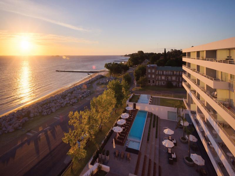 Dazzler By Wyndham Colonia Hotel Colonia del Sacramento Bagian luar foto